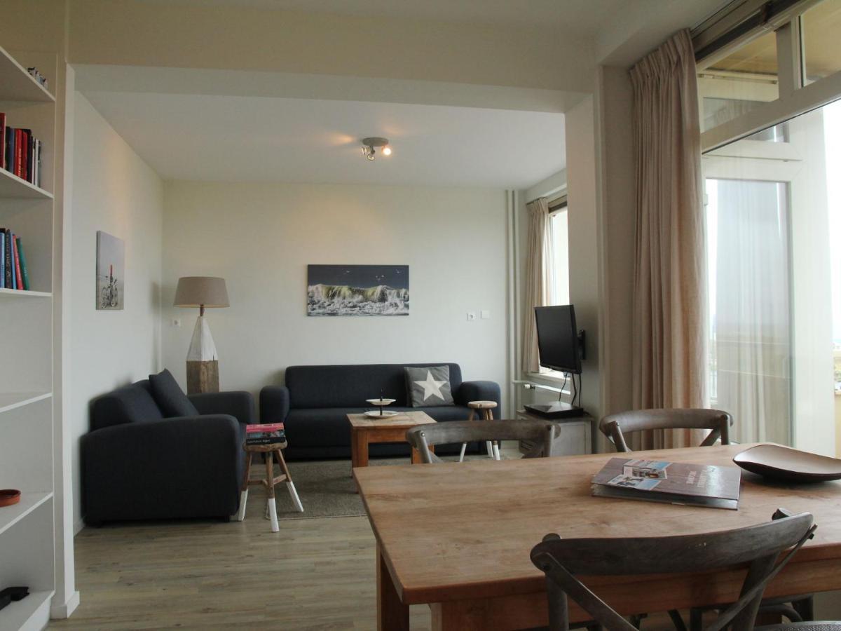 Cosy In Aan Zee With Balcony Appartement *